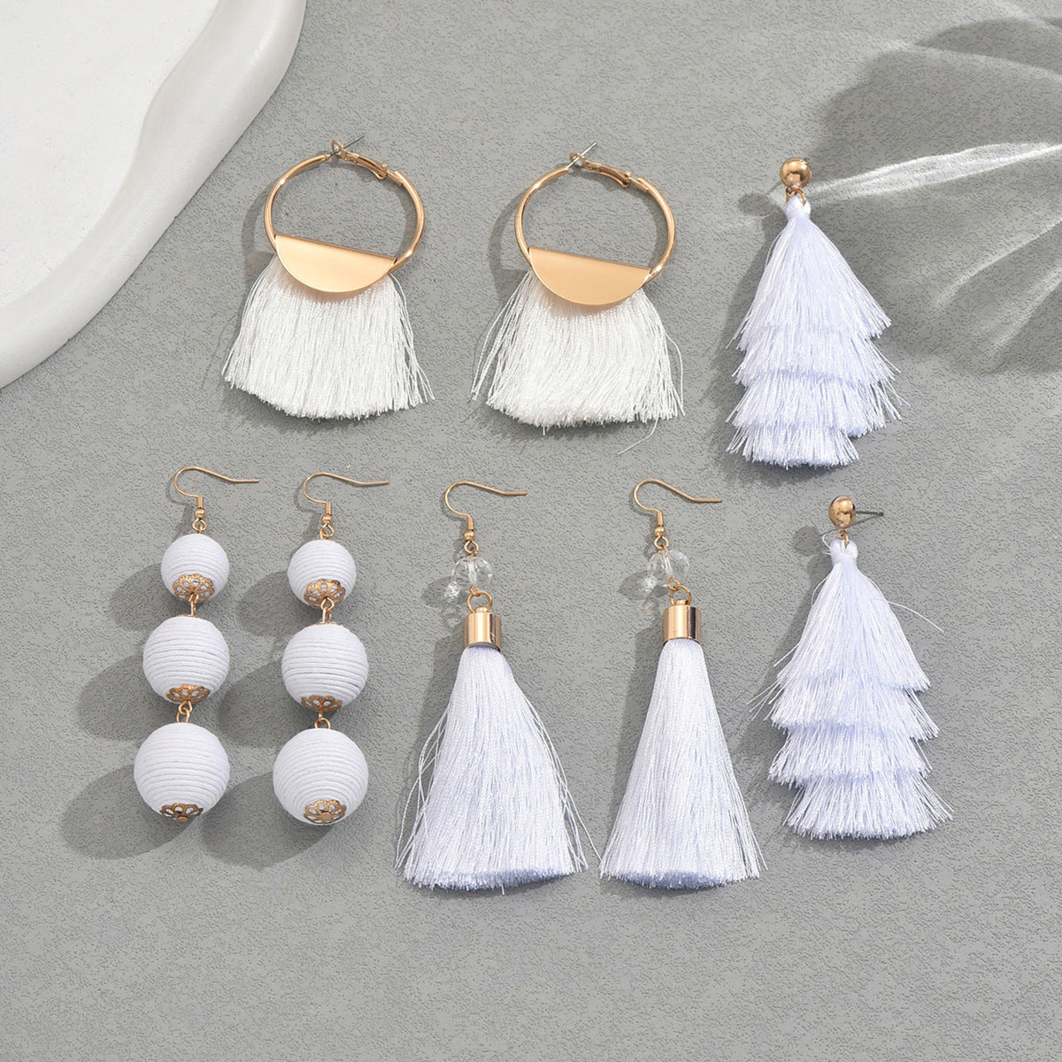 Orecchini Minimalisti Geometrici in Lega di Zinco con Finitura Galvanizzata da Donna, Versatile Set di Orecchini a Perno e a Cerchio alla Moda