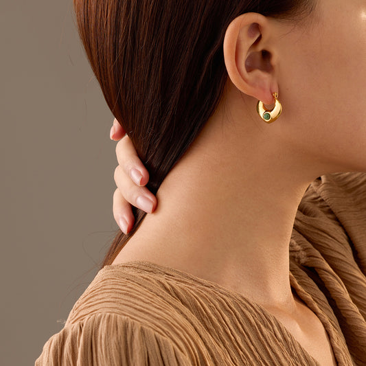 Orecchini a V minimalisti in acciaio inossidabile con intarsi in pietra naturale per donna