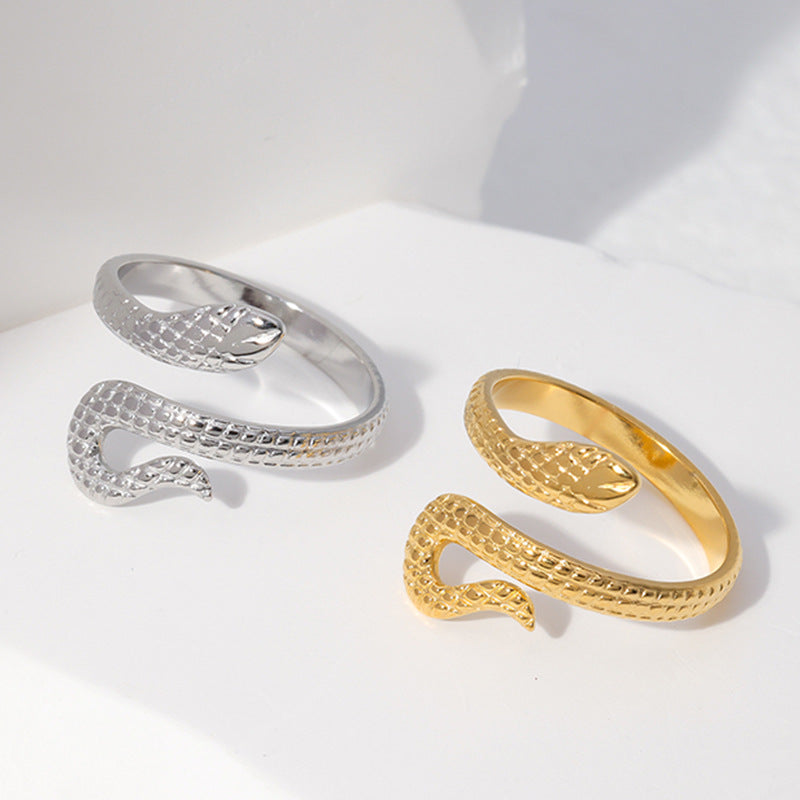 Anello aperto a serpente minimalista in acciaio inossidabile da donna con finitura placcata