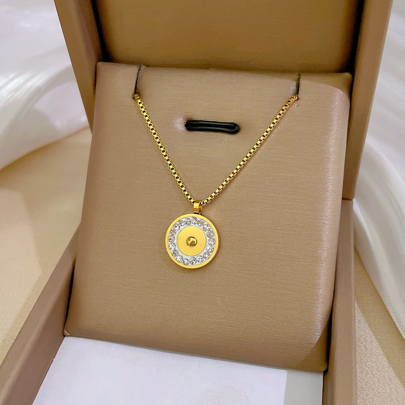 Collana Minimalista Geometrica in Acciaio al Titanio con Intarsio Completo di Strass per Donna e Uomo, Catena Placcata Oro per la Clavicola
