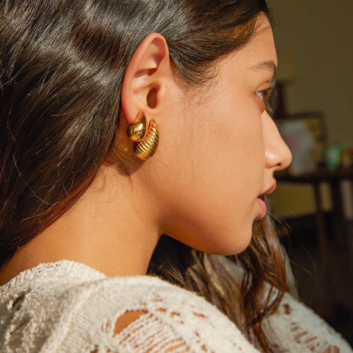 Orecchini a Goccia Irregolari in Acciaio Inossidabile Placcato Oro 18K Stile Vintage Esotico da Donna