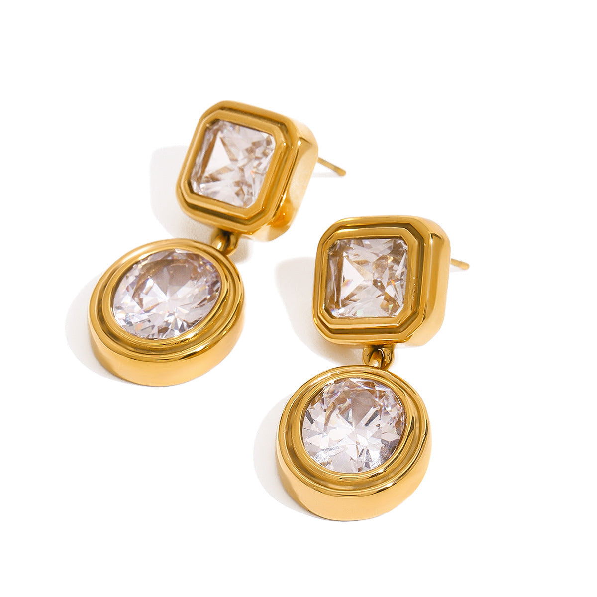 Orecchini a perno leggeri di lusso da donna in acciaio inossidabile geometrico con zirconia bianca placcati in titanio