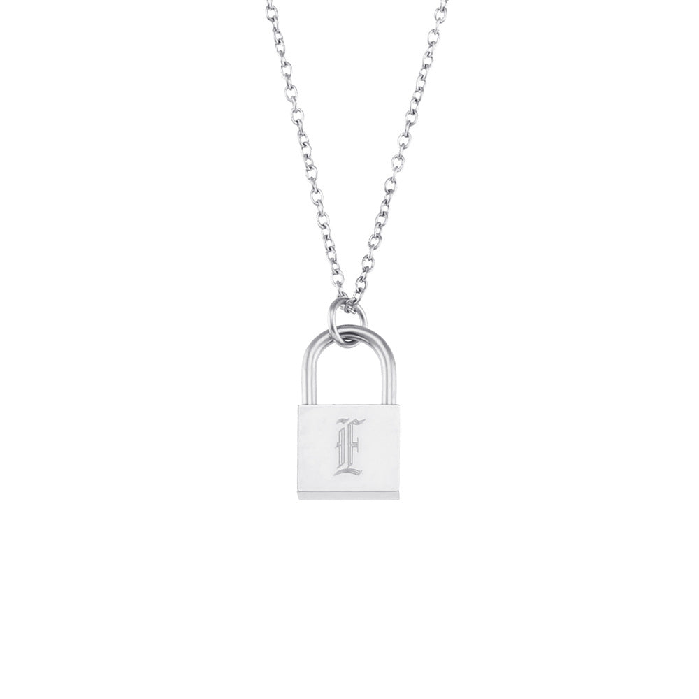 Collana da donna con ciondolo a lucchetto a forma di lettera in acciaio inossidabile alla moda e minimalista con finitura placcata