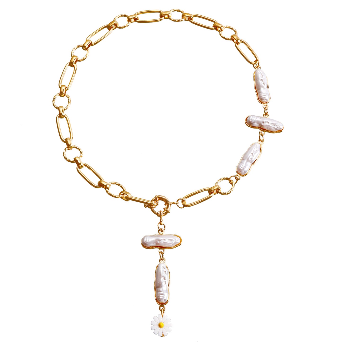 Geometric Shape Fashion Necklace for Women with Metal Pendant and Plated Finish on Clavicle Chain