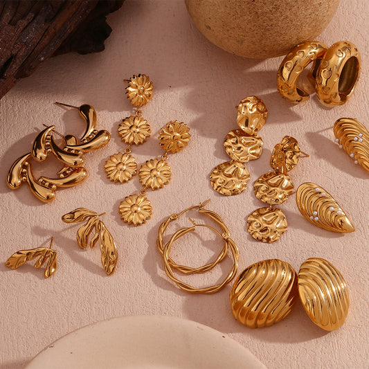 Orecchini a Cerchio Geometrici Minimalisti di Tendenza da Donna in Acciaio Inossidabile Placcato Oro 18K