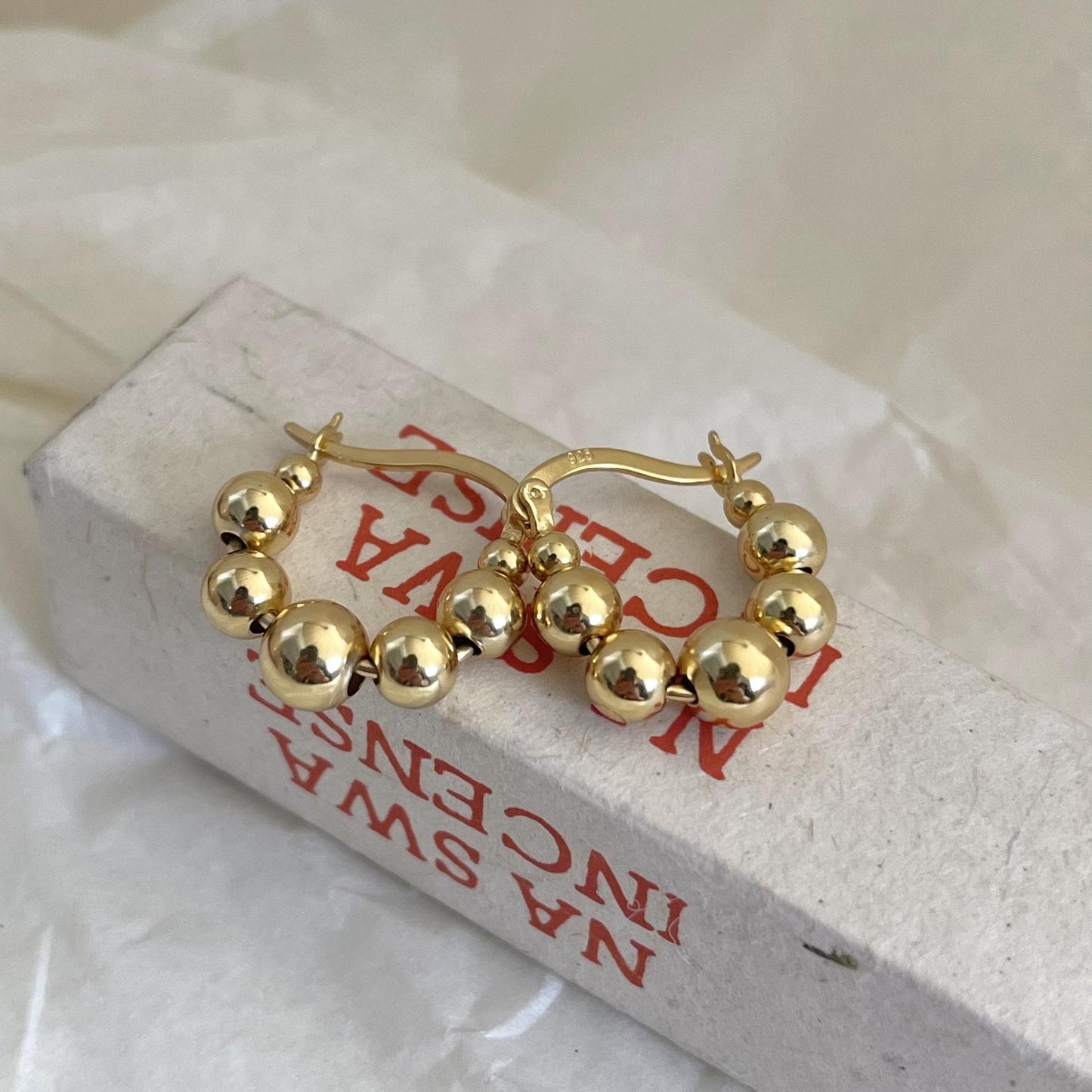 Pendientes de perlas de oro chapado en plata de ley 925 con forma geométrica redonda y de lágrima, dulce