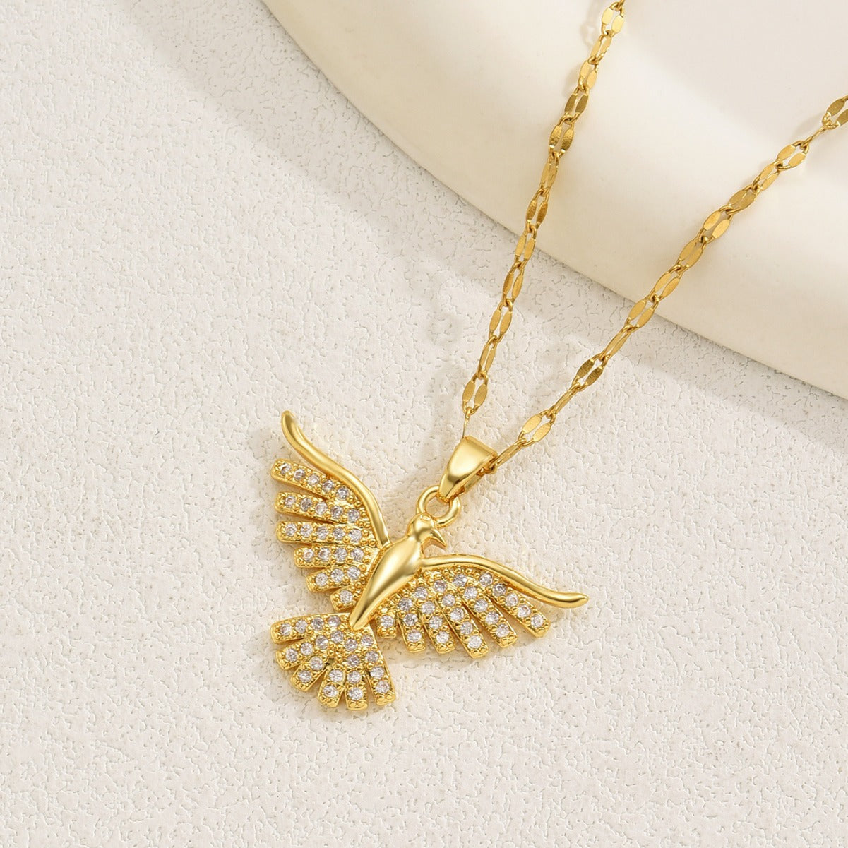 Light Luxury Geometric Phoenix Pendant Necklace for Women with Cubic Zirconia Inlay on Copper Chain