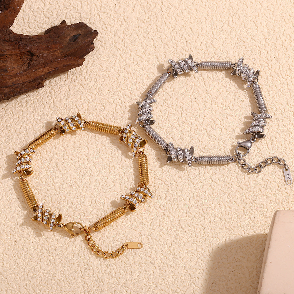 Minimalist Geometric Stainless Steel Plated 18K Gold Spring Knot Hand Chain for Men