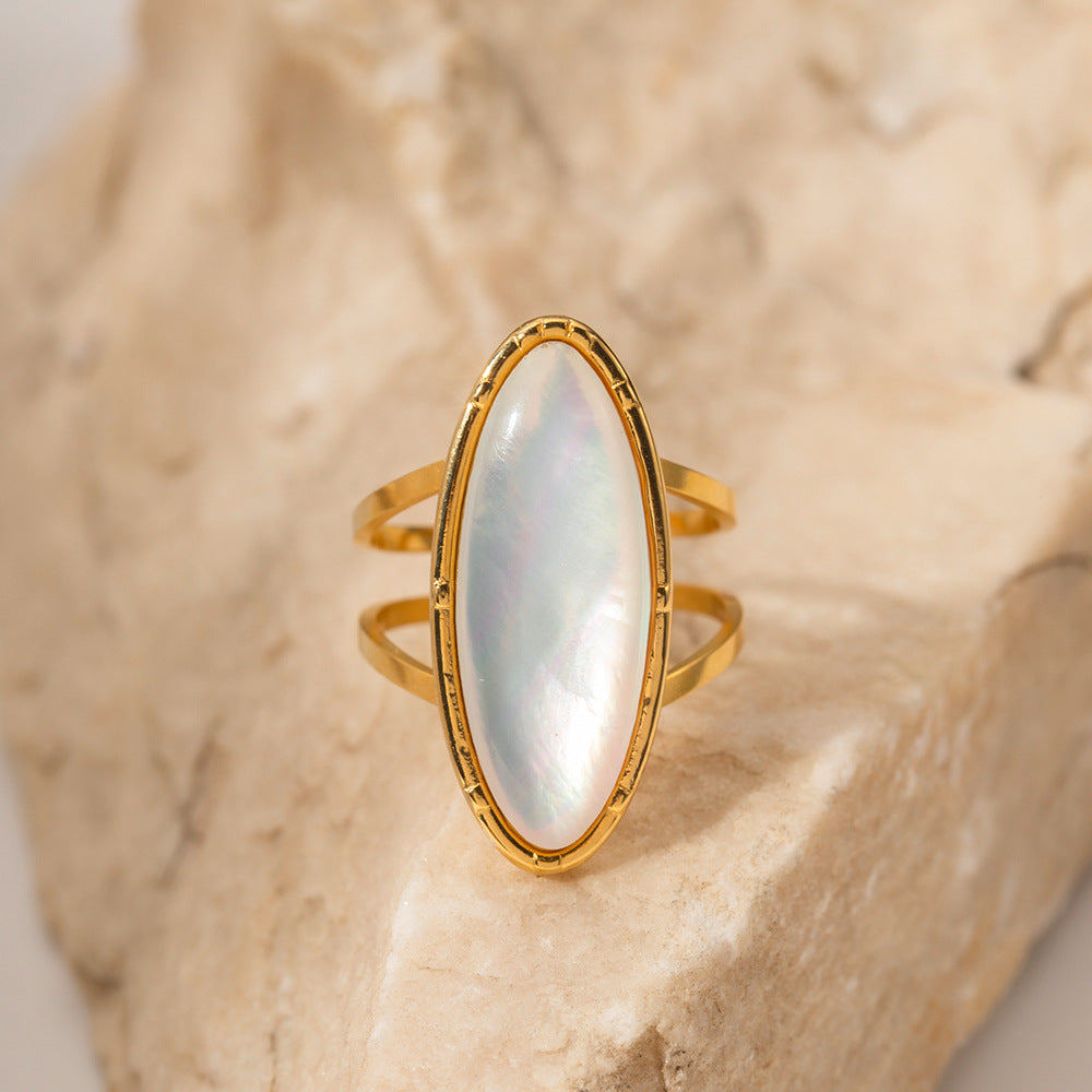 Anello da donna in acciaio inossidabile in stile INS con intarsi in conchiglia di abalone naturale placcato oro 18K