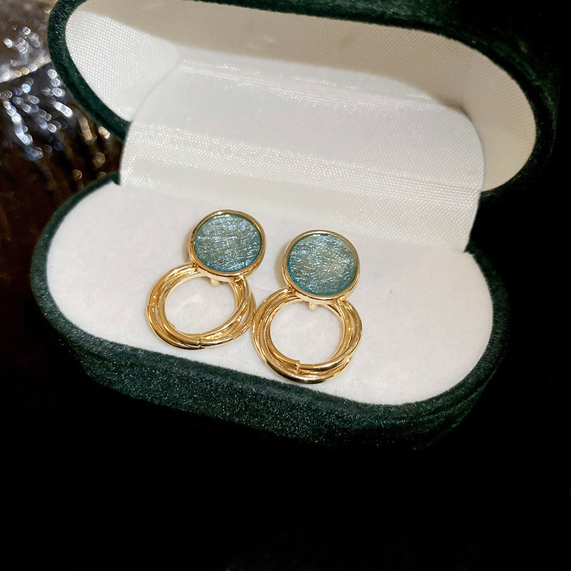 Chic Minimalist Round Resin Stud Earrings with Steel Posts for Women Geometric Fashion Accessory