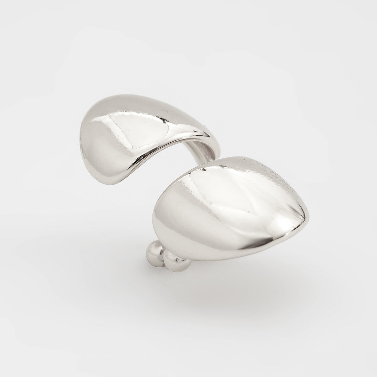 Minimalist Geometric Plated Zinc Alloy U-Shaped Ear Clip for Women