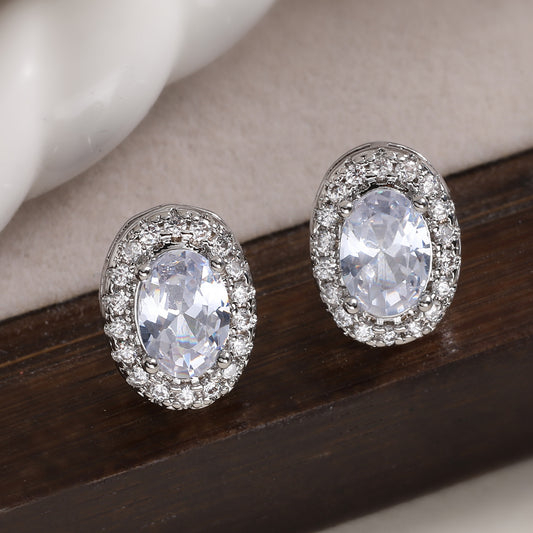 Pendientes de Tacos Geométricos Ovalados Minimalistas de Zirconia en Cobre con Baño de Oro para Mujer