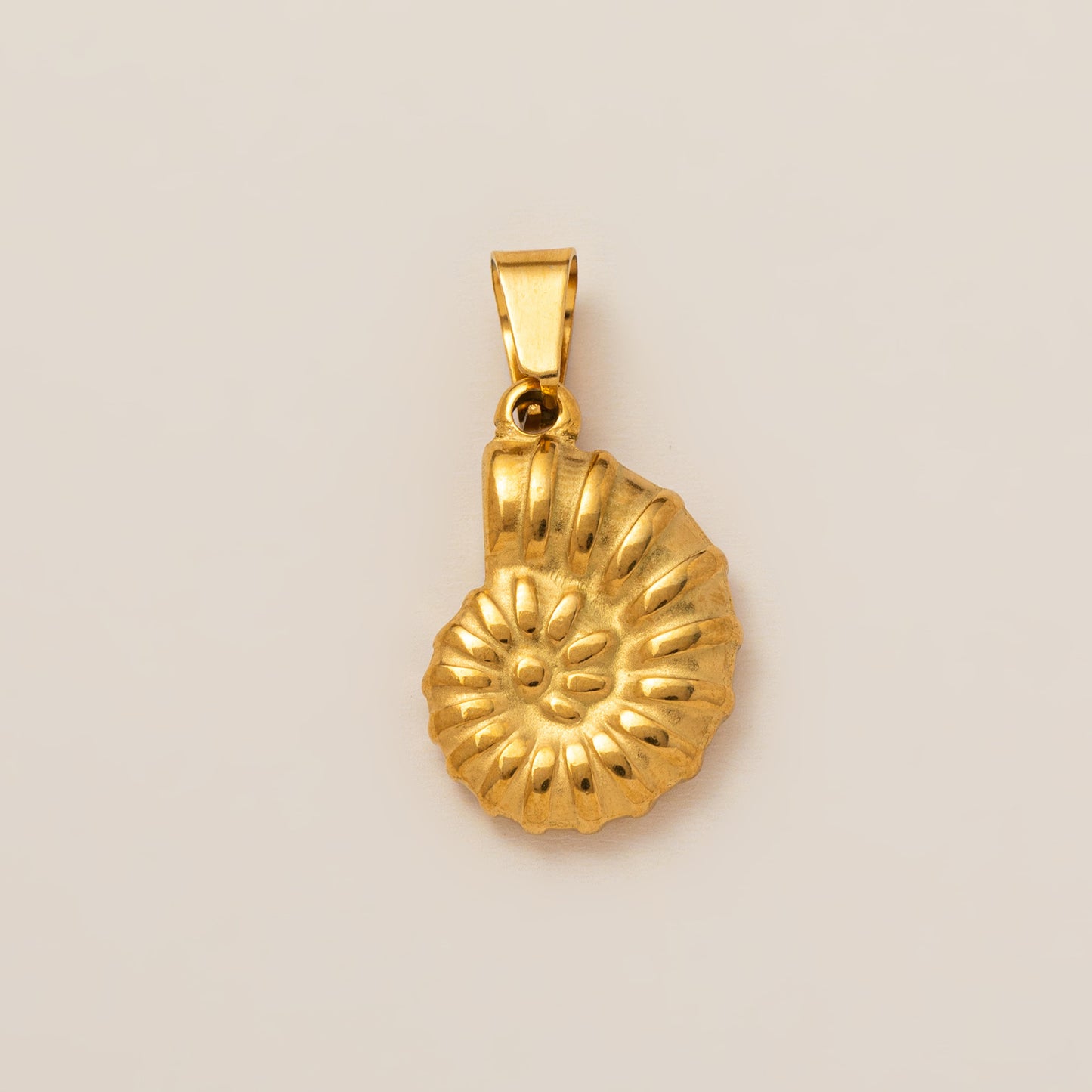Minimalist 18K Gold Plated Round Geometric Brass Pendant Necklace