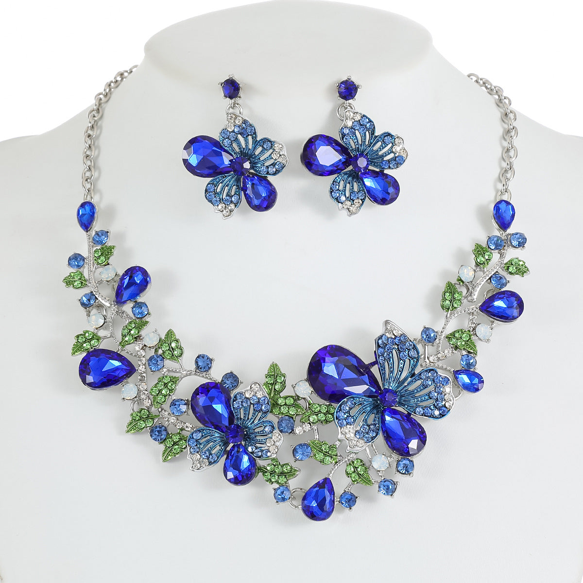 Exaggerated Vintage Leaf and Floral Alloy Necklace Set with Rhinestone Accents for Women, Plated Clavicle Chain and Matching Earrings