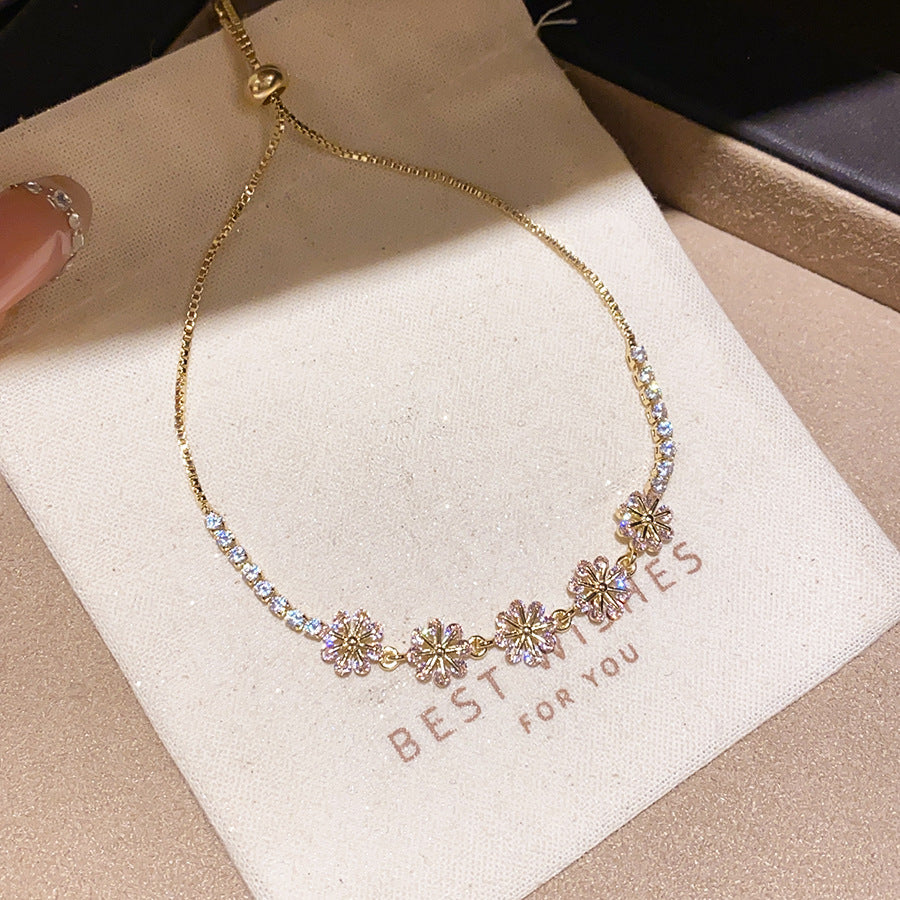 Luxury Elegant Oval Geometric Cubic Zirconia Inlaid Brass Bracelet for Women