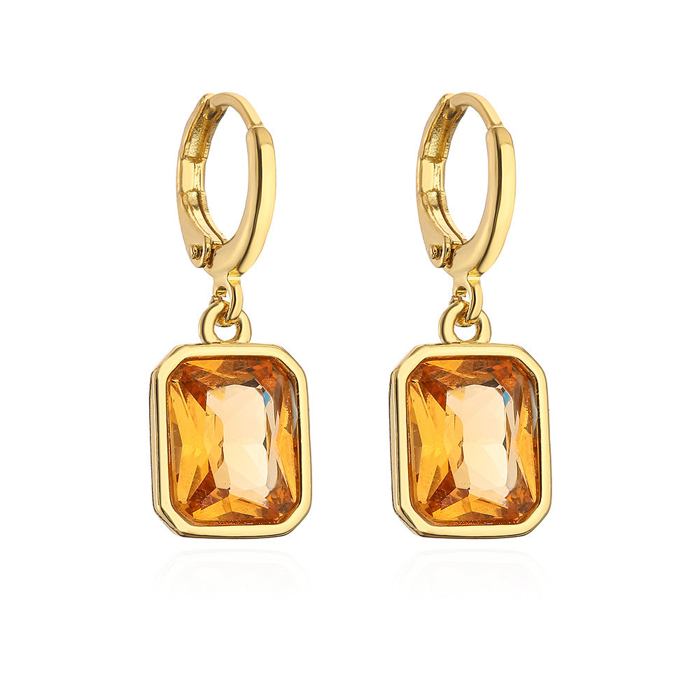 Orecchini a perno geometrici minimalisti in rame con placcatura in oro 18 carati e intarsio di zirconi per donna