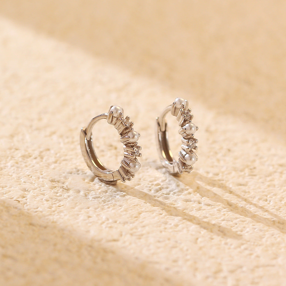 Orecchini a perno da donna in argento sterling S925, eleganti, geometrici, con intarsio di strass e dettagli effetto perla