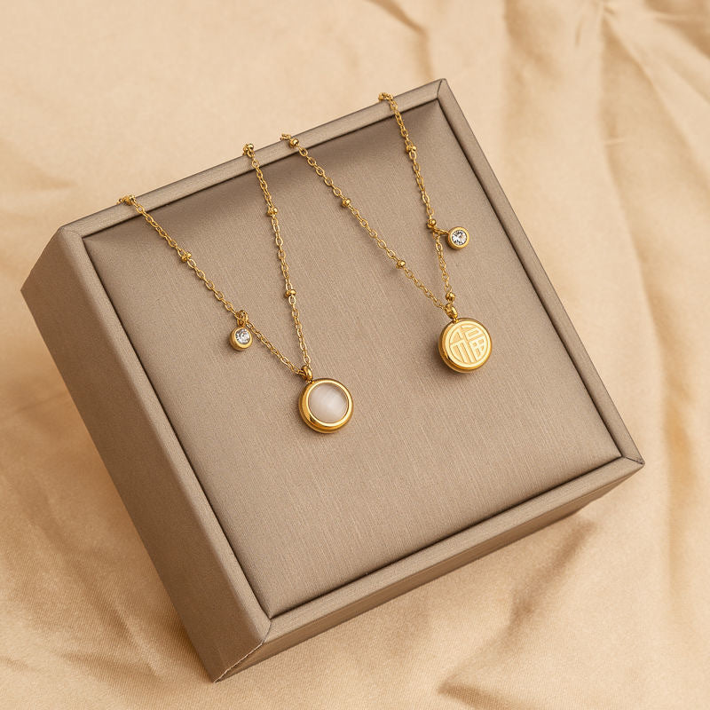 Elegant Round Cat's Eye Stone Lucky Necklace for Women Fashionable Minimalist Titanium Steel Clavicle Chain with Plated Finish