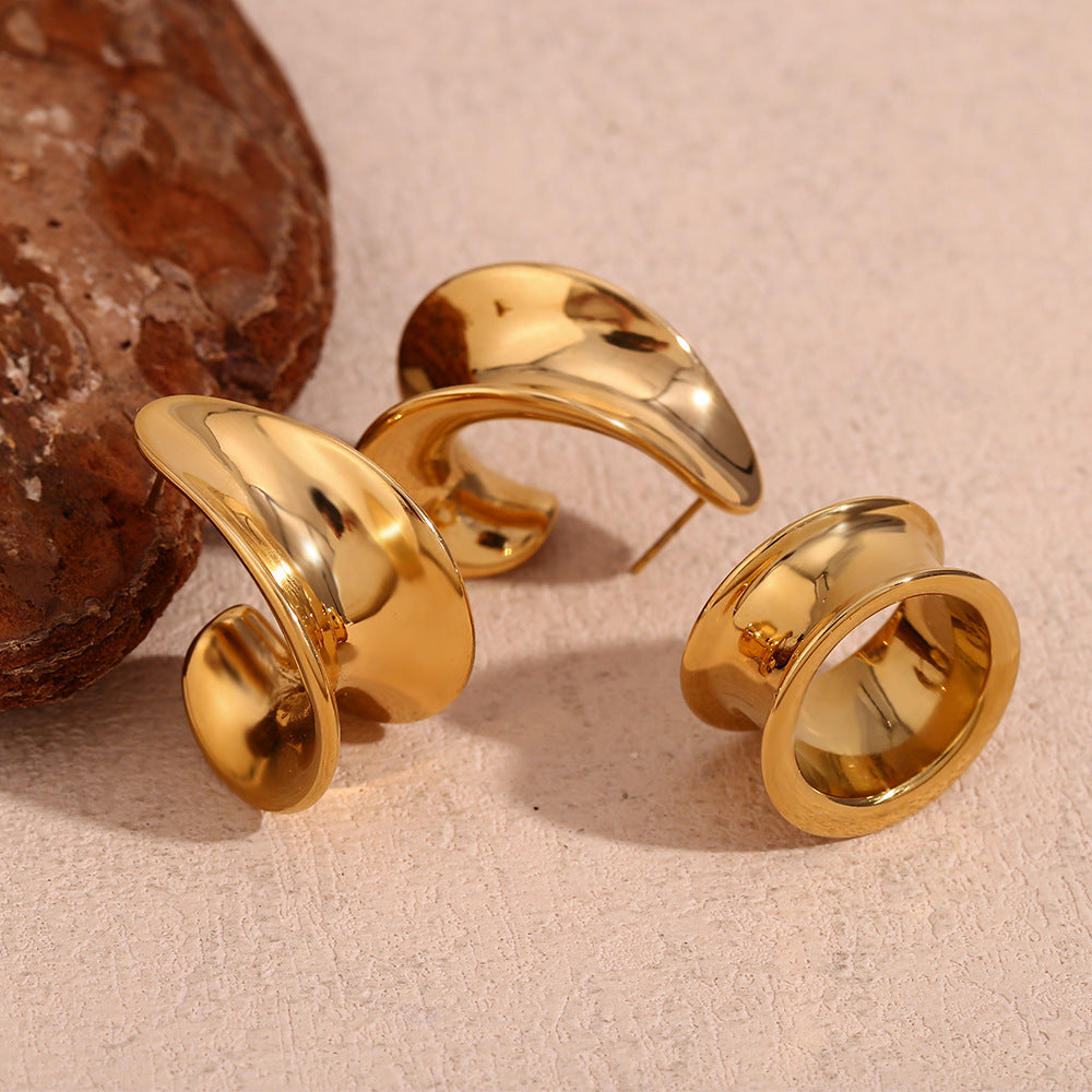 Minimalist Geometric Stainless Steel Plated 18K Gold Hoop Earrings for Women with Smooth Finish and Curved Hook Design