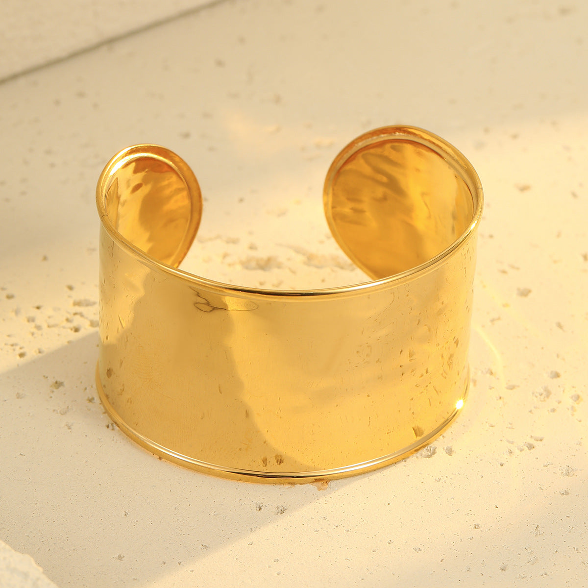 Bracciale da donna in acciaio di titanio con intarsi in strass, alla moda e geometrico