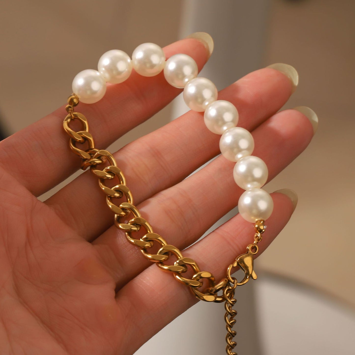 Braccialetto alla moda in acciaio inossidabile placcato oro 18K con perle e maglie cubane, stile geometrico per donna