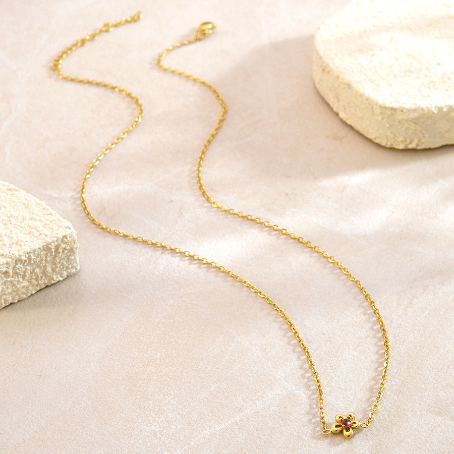 Set collana e orecchini in acciaio inossidabile placcato oro con zirconi cubici, motivo floreale vintage ed elegante
