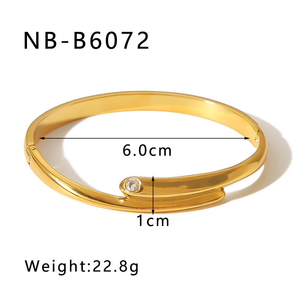 Ins Style Asymmetrical Heart Geometric Stainless Steel Bracelet with 18K Gold Plating for Women