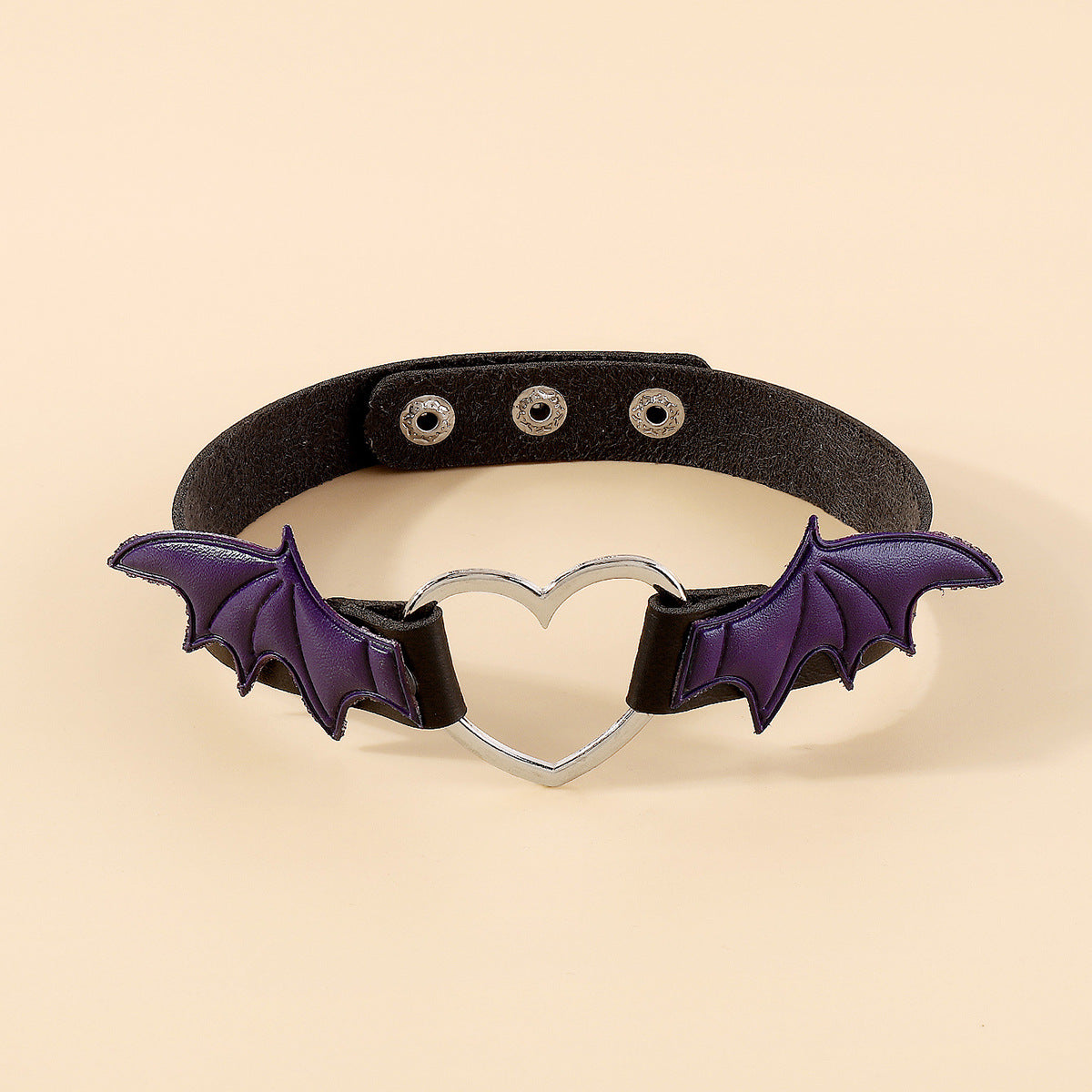 Collana girocollo con pendente a cuore e ali stile Gothic Punk da donna, in lega con rivestimento in PU