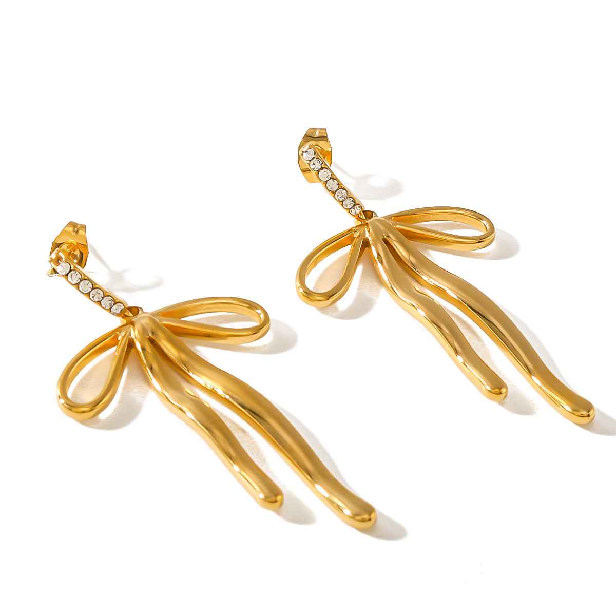 Pendientes colgantes de acero inoxidable en forma de lazo estilo Ins con incrustaciones de circonitas y baño de oro de 18 quilates para mujer