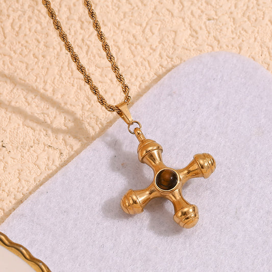 Fashionable French Vintage Nautical Ship Wheel Pendant Necklace in Stainless Steel with 18K Gold Plating on Twisted Cable Chain for Women