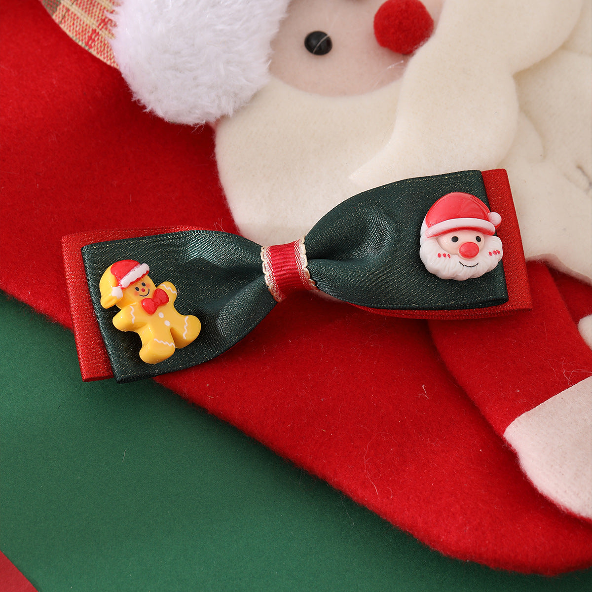 Cartoon-Style Red Bow Hair Clip for Kids Christmas-Themed Hair Accessory with Santa Claus and Christmas Tree Pattern