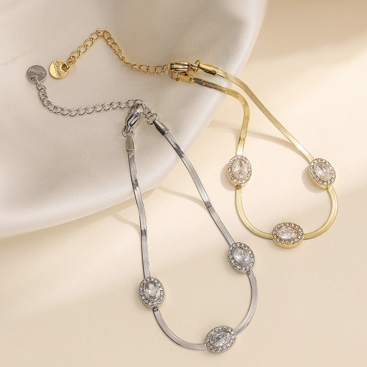 Minimalist Elegant 18K Gold Plated Geometric Stainless Steel Bracelet with Cubic Zirconia for Women
