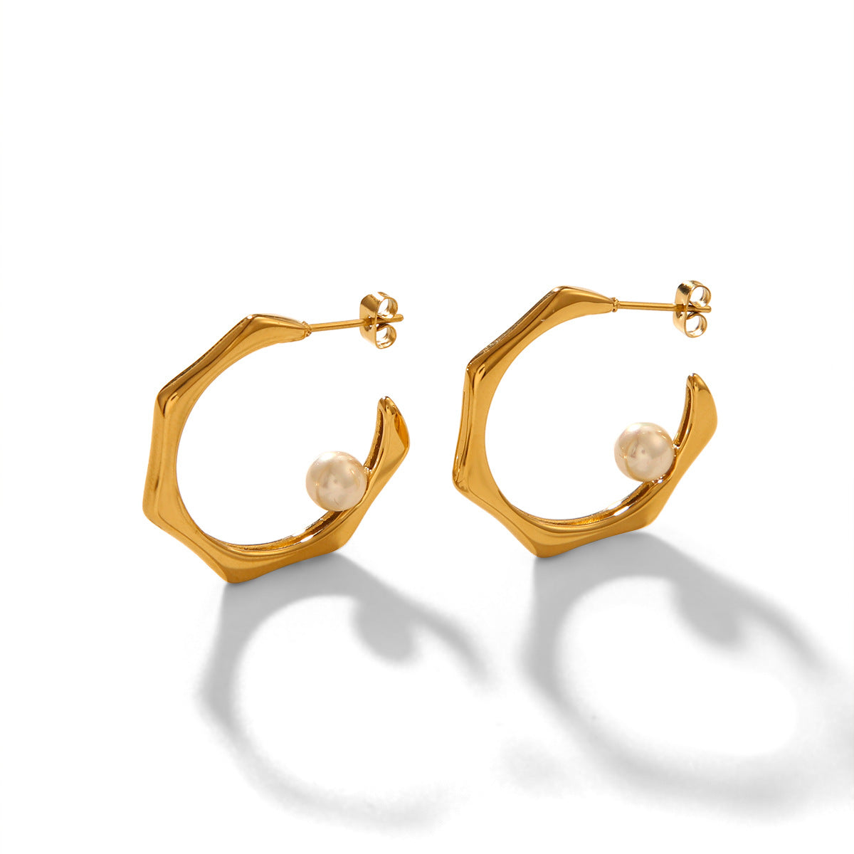 Minimalist C-Shaped Titanium Steel Earrings with 18K Gold Plating and Natural Pearl Accents for Women