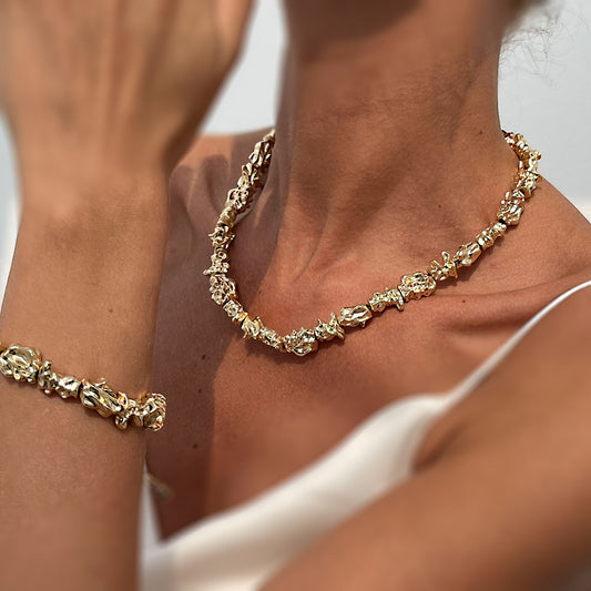 Collana Girocollo da Donna in Lega Geometrica Irregolare Minimalista con Finitura Galvanizzata