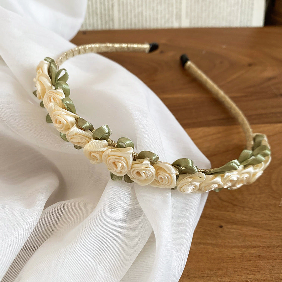 Elegante Fascia per Capelli Floreale in Tessuto da Donna Stile Lusso Leggero Primaverile Accessorio per Capelli Moderno Minimalista per Uso Quotidiano e Pendolarismo in Ufficio