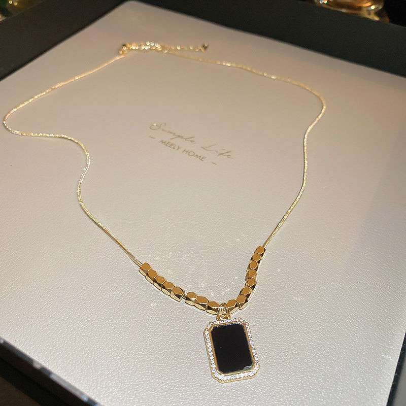 Original Design Irregular Animal Shape Titanium Steel Necklace with 18K Gold Plating for Women and Men