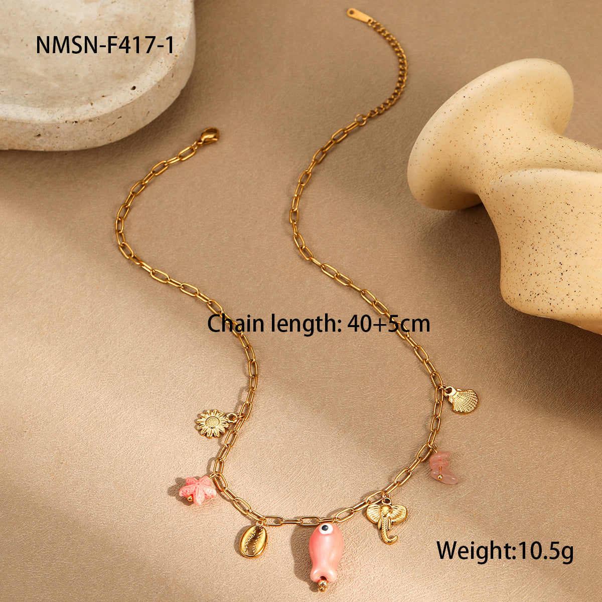 Collana da donna alla moda a tema oceano, con conchiglie e stelle marine, in acciaio al titanio placcato oro 18 carati