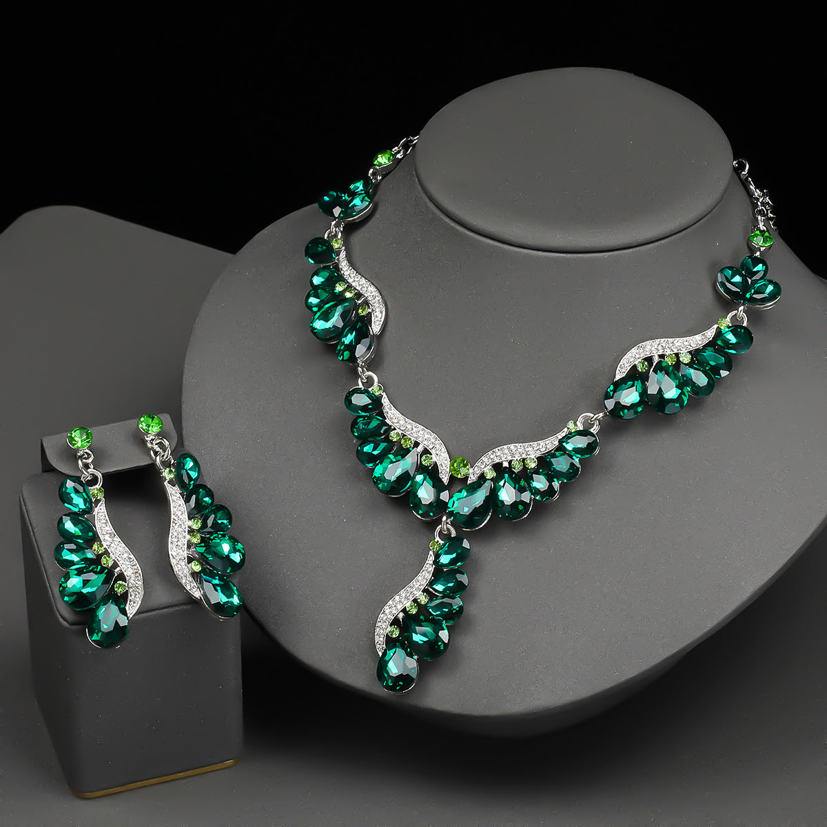 Personalized Wing-Shaped Alloy Necklace and Earrings Set with Rhinestone Drop Pendant on O-Chain for Women