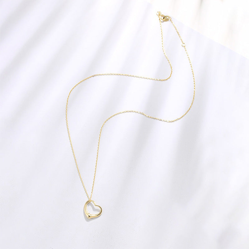 Minimalist Irregular Heart-Shaped Titanium Steel Pendant Necklace with Plated Finish for Women and Men