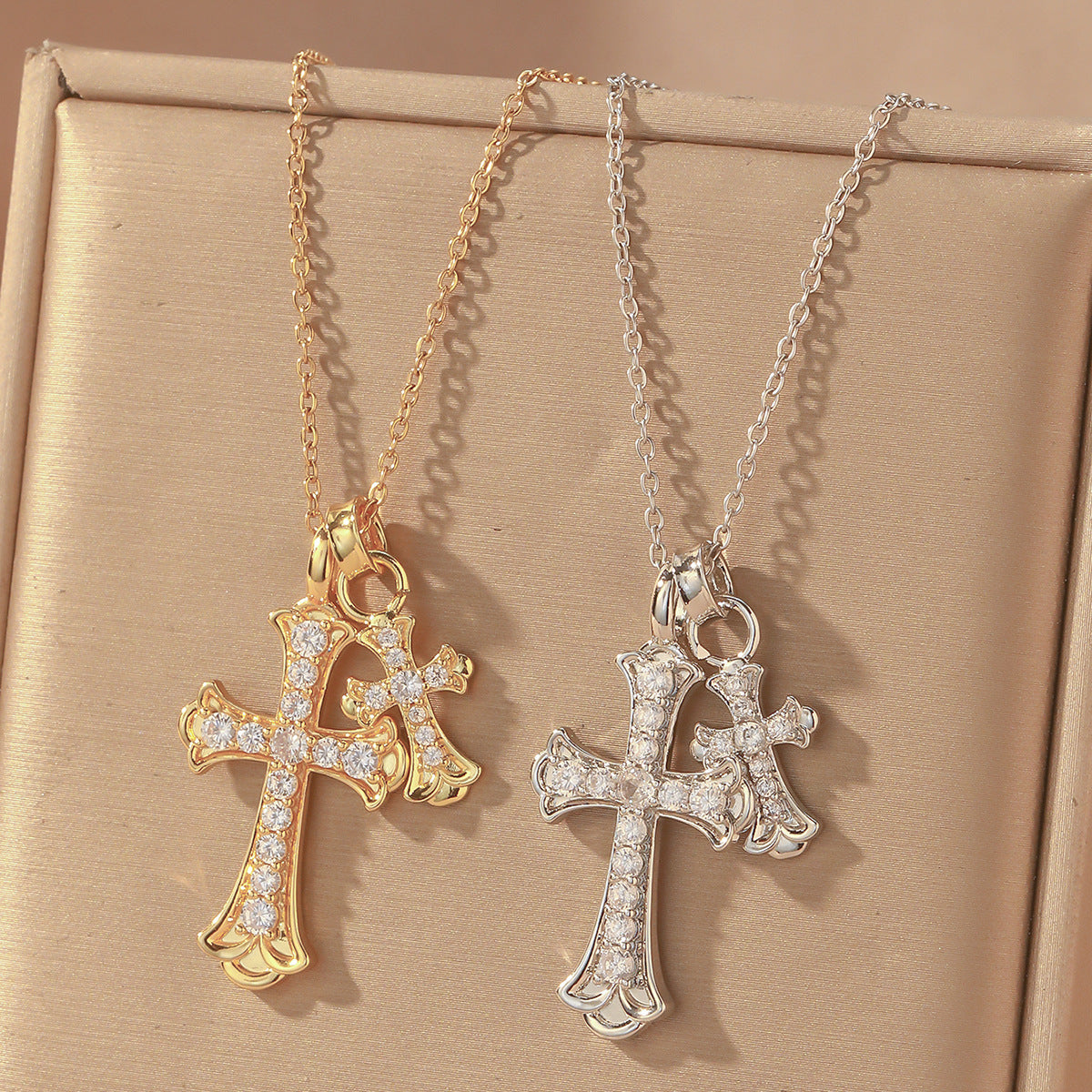 Luxury Sweet Double Cross Pendant Plated Titanium Steel Necklace with Curb Chain for Women