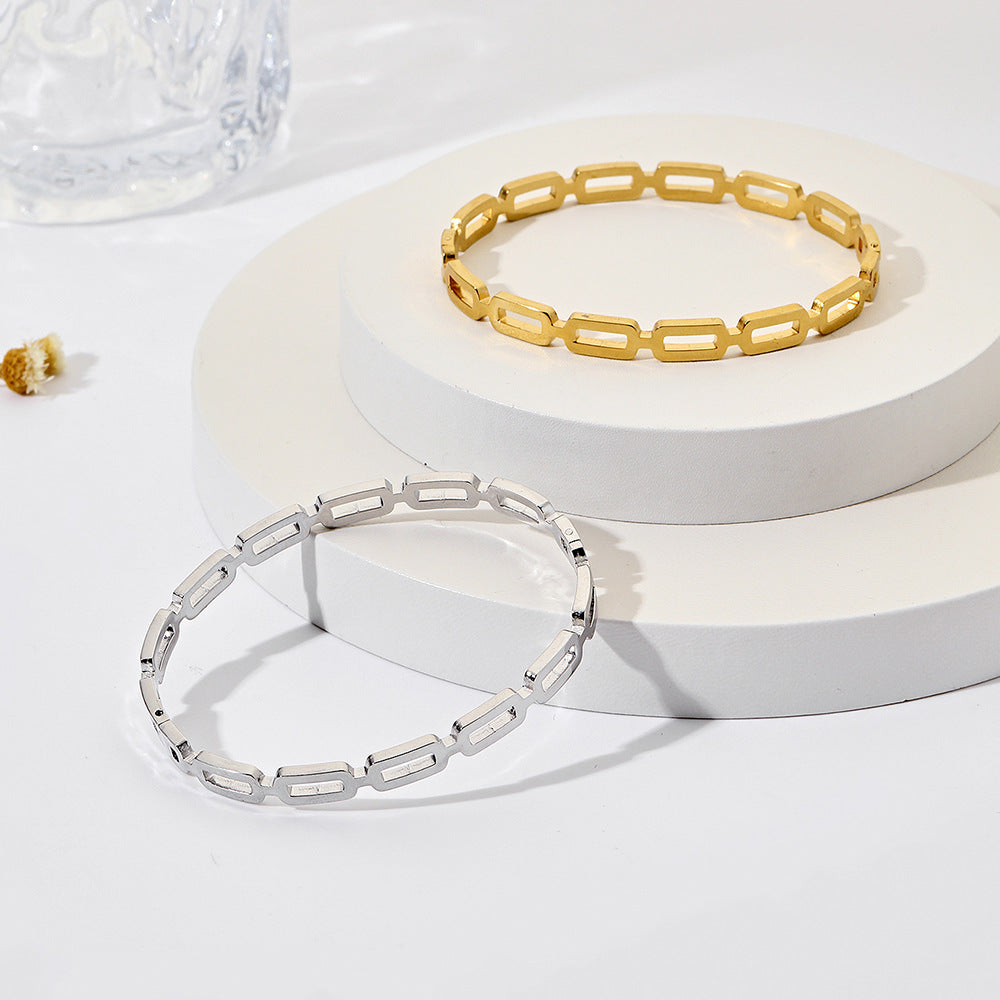 Checkered Geometric Round Plated Stainless Steel Bangle for Women