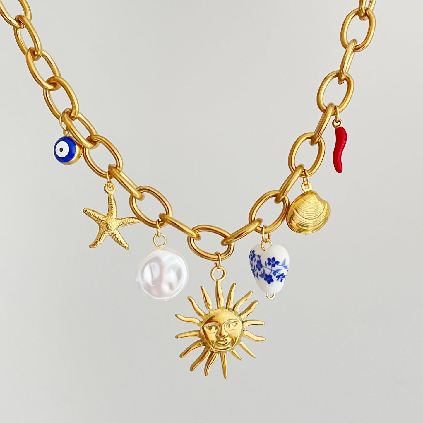 Collana a Cuore Floreale Rustico in Acciaio al Titanio con Ciondoli a Ciliegia e Anguria su Catena Elettroplaccata da Donna