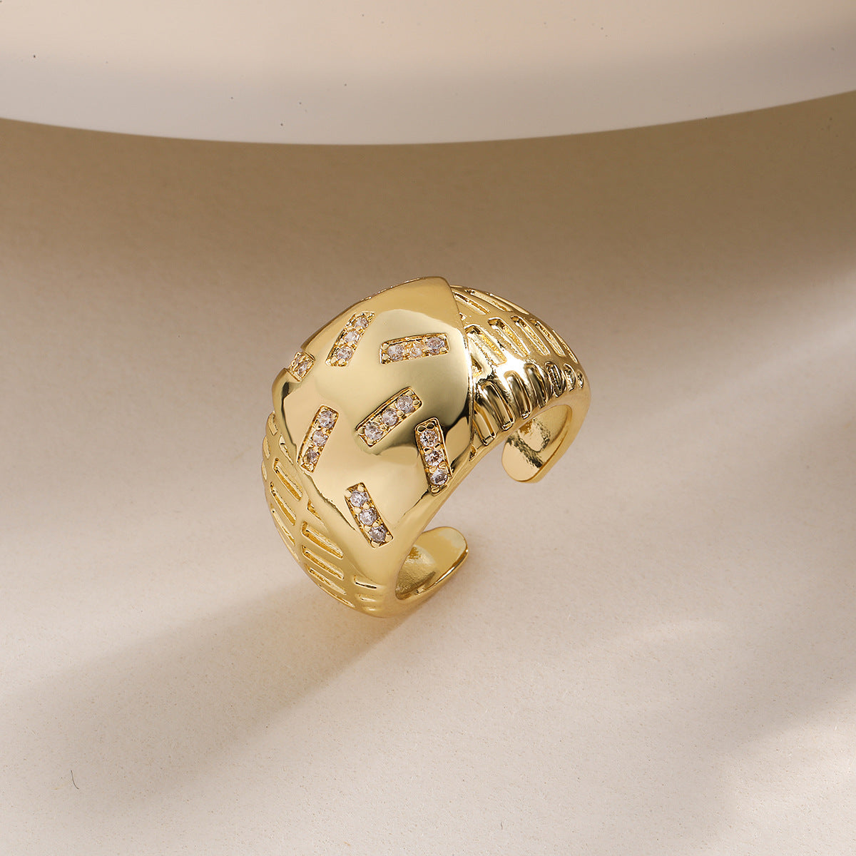 Minimalist Geometric Open Ring for Women Made of Brass with 18K Gold Plating and Zircon Inlay