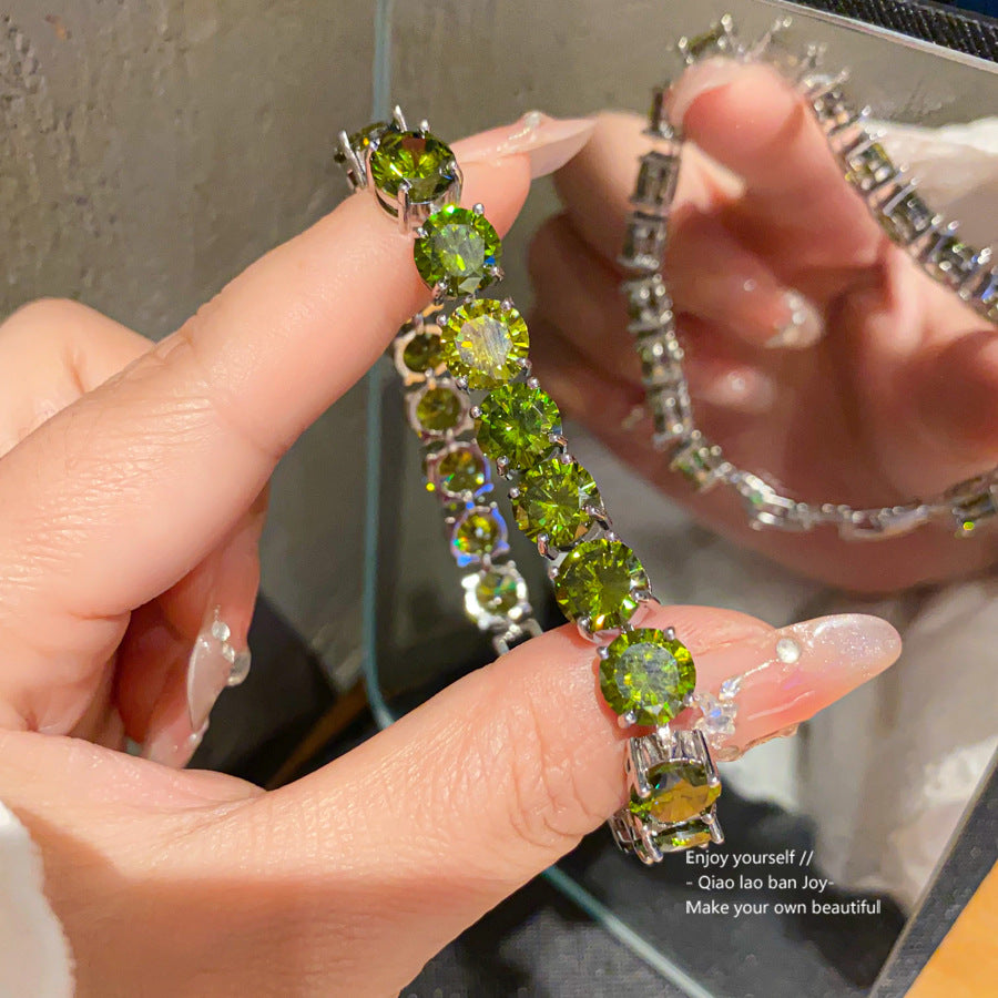 Minimalist Luxury Round Geometric Brass Cubic Zirconia Clasp Bracelet for Women