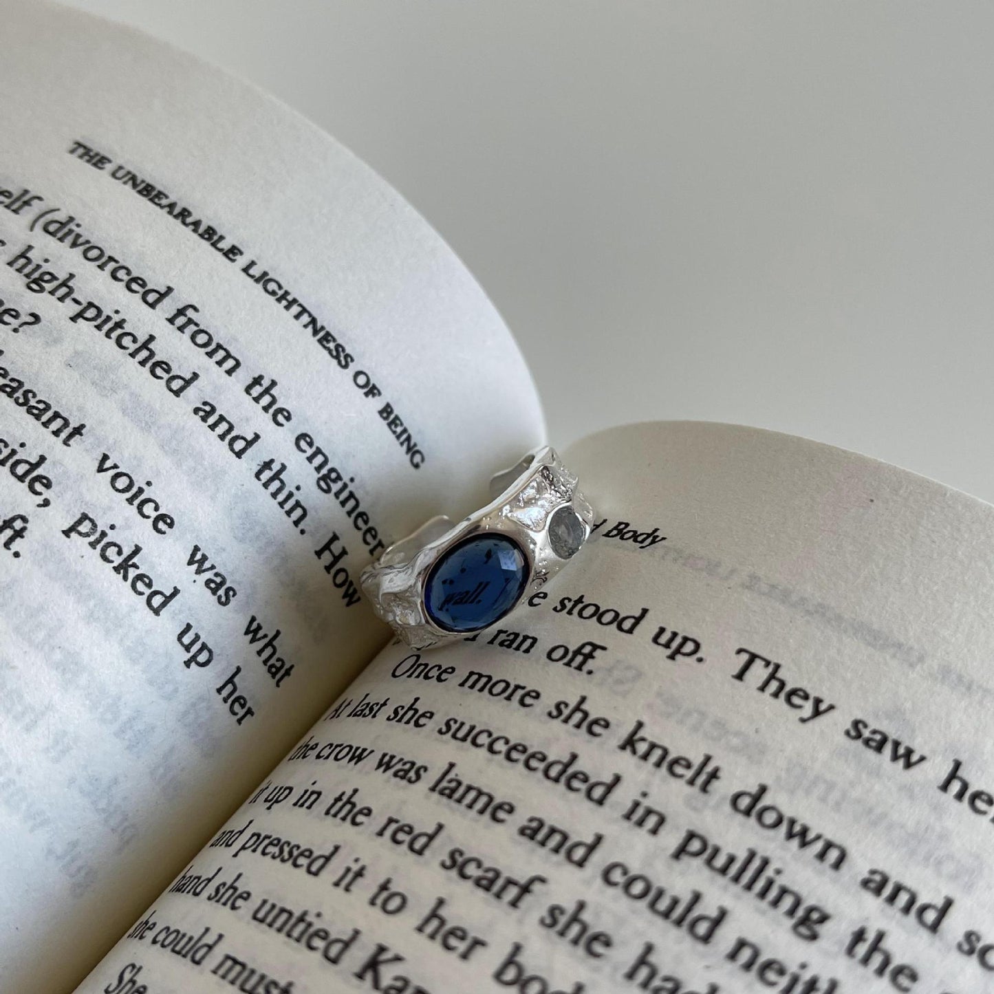 Minimalist Irregular Geometric Shape 925 Sterling Silver Ring with Blue Rhinestone Accent