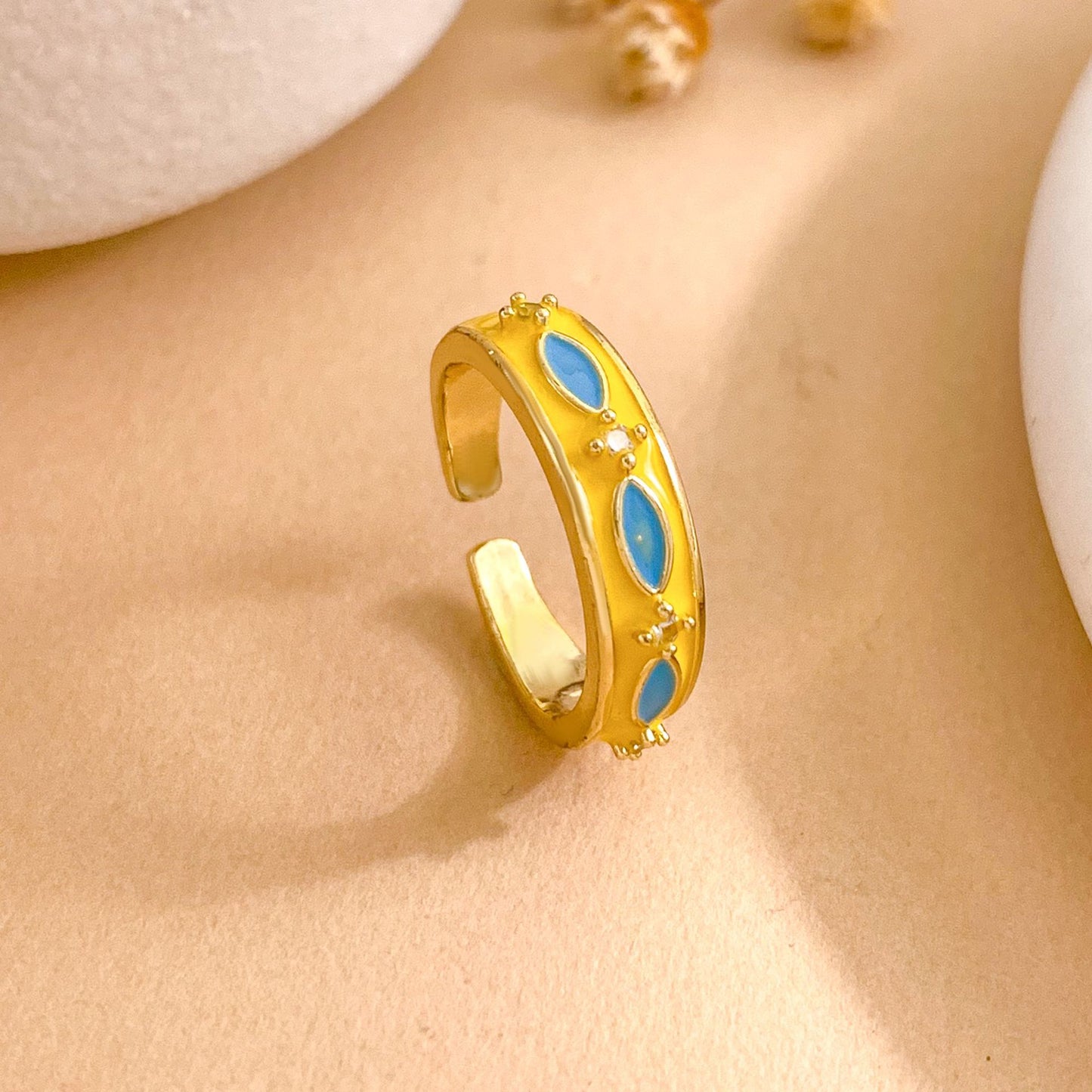 Sweet Gold Plated Brass Heart Open Ring for Women