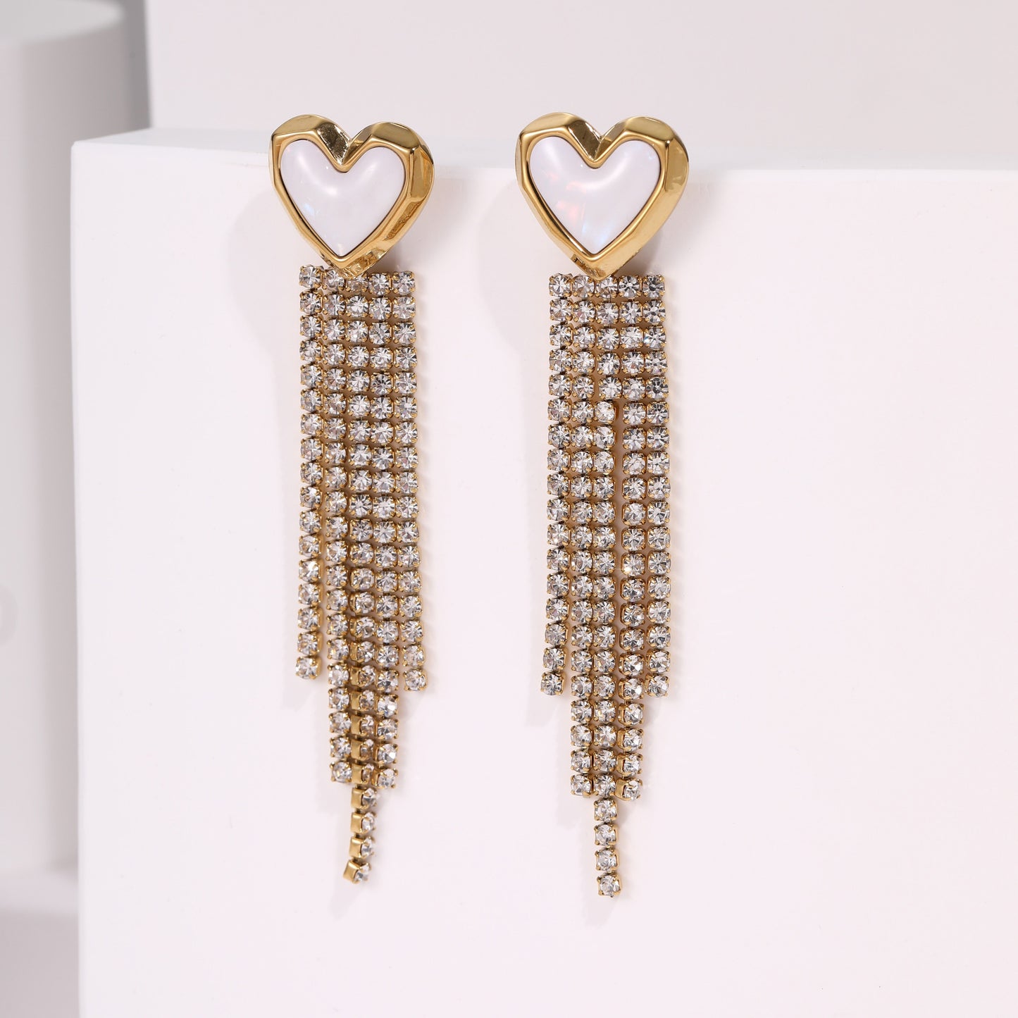 Orecchini alla moda in acciaio inossidabile a forma di cuore e stella con strass e nappe, gioielli di lusso placcati ipoallergenici per donna