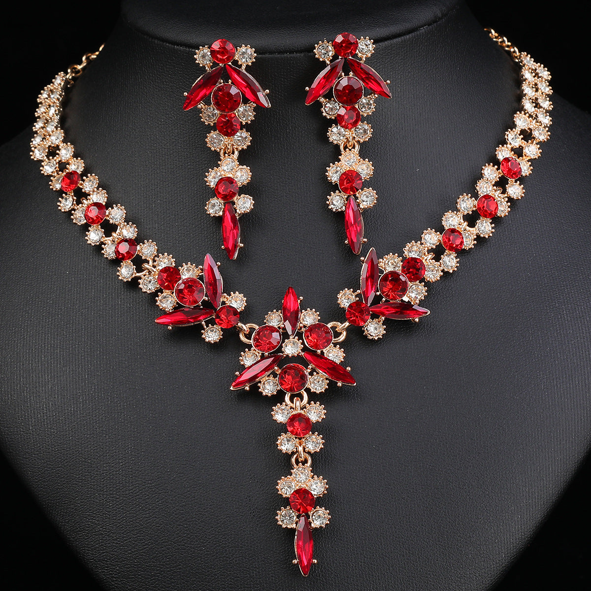 Elegant Floral Design Alloy Necklace Set with Rhinestone Pendant, Electroplated O-Chain and Matching Earrings for Wedding and Formal Occasions