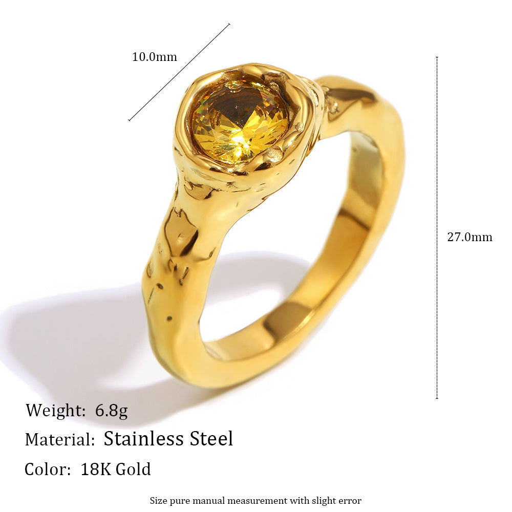 Anello minimalista geometrico in acciaio inossidabile con placcatura in oro 18 carati e singolo zircone cubico da donna