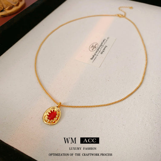 Vintage Oval Pendant Necklace for Women with Geometric Design, Copper Base and Electroplated Finish, Minimalist Clavicle Chain